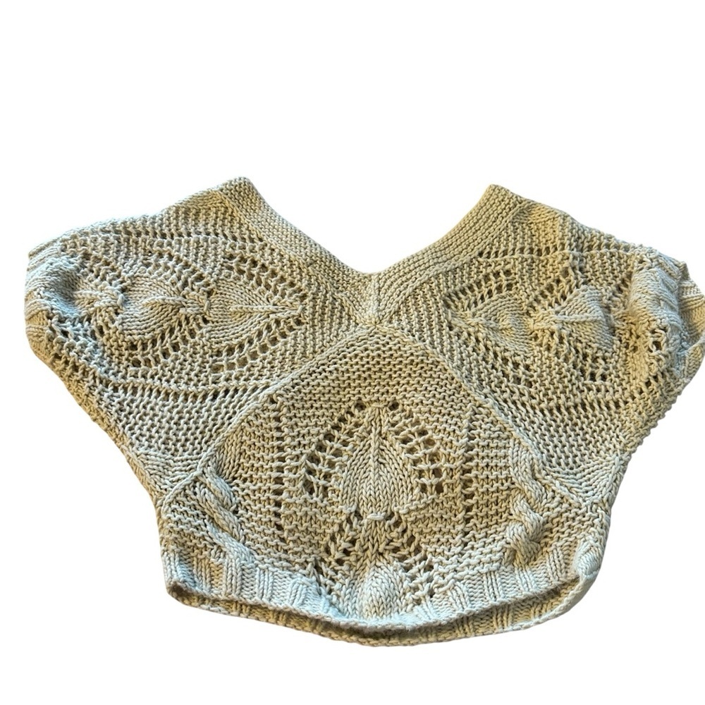 Twenty One Cream V-Neck Sweater